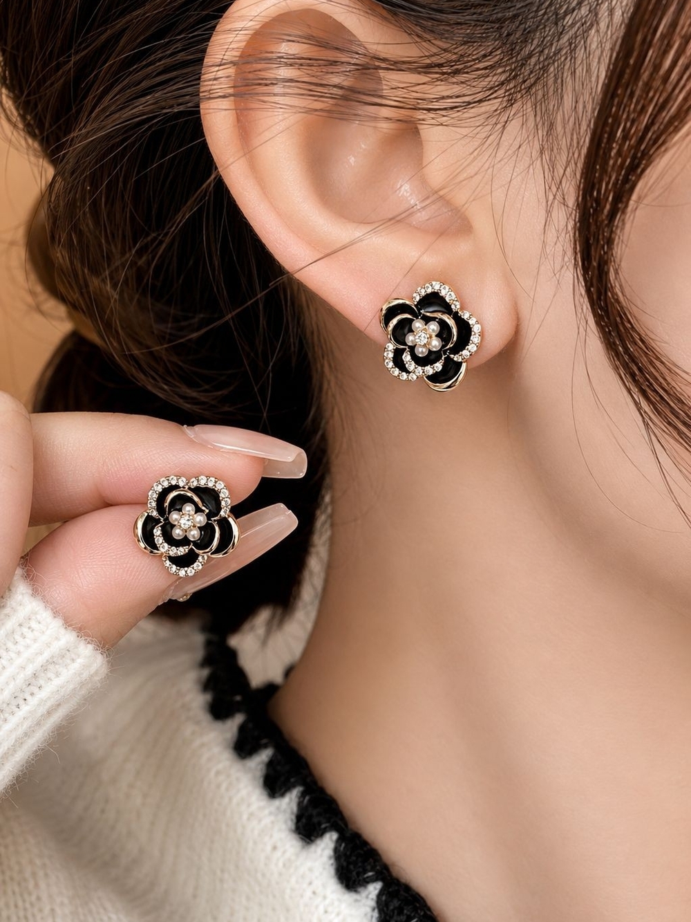 Black and Gold Floral Pearl Crystal Stud Earrings - Picture 2 of 5